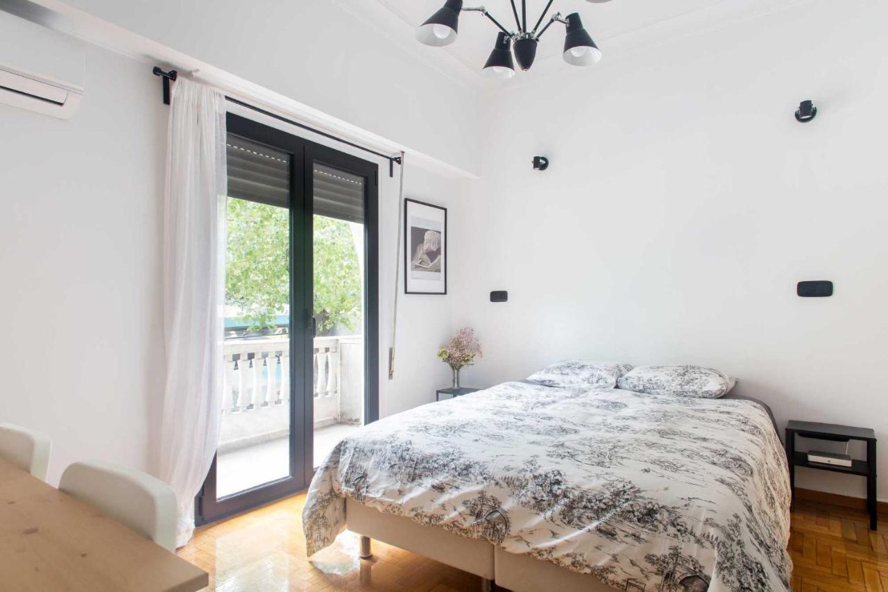Newly Renovated Studio Downtown Athens! Экстерьер фото