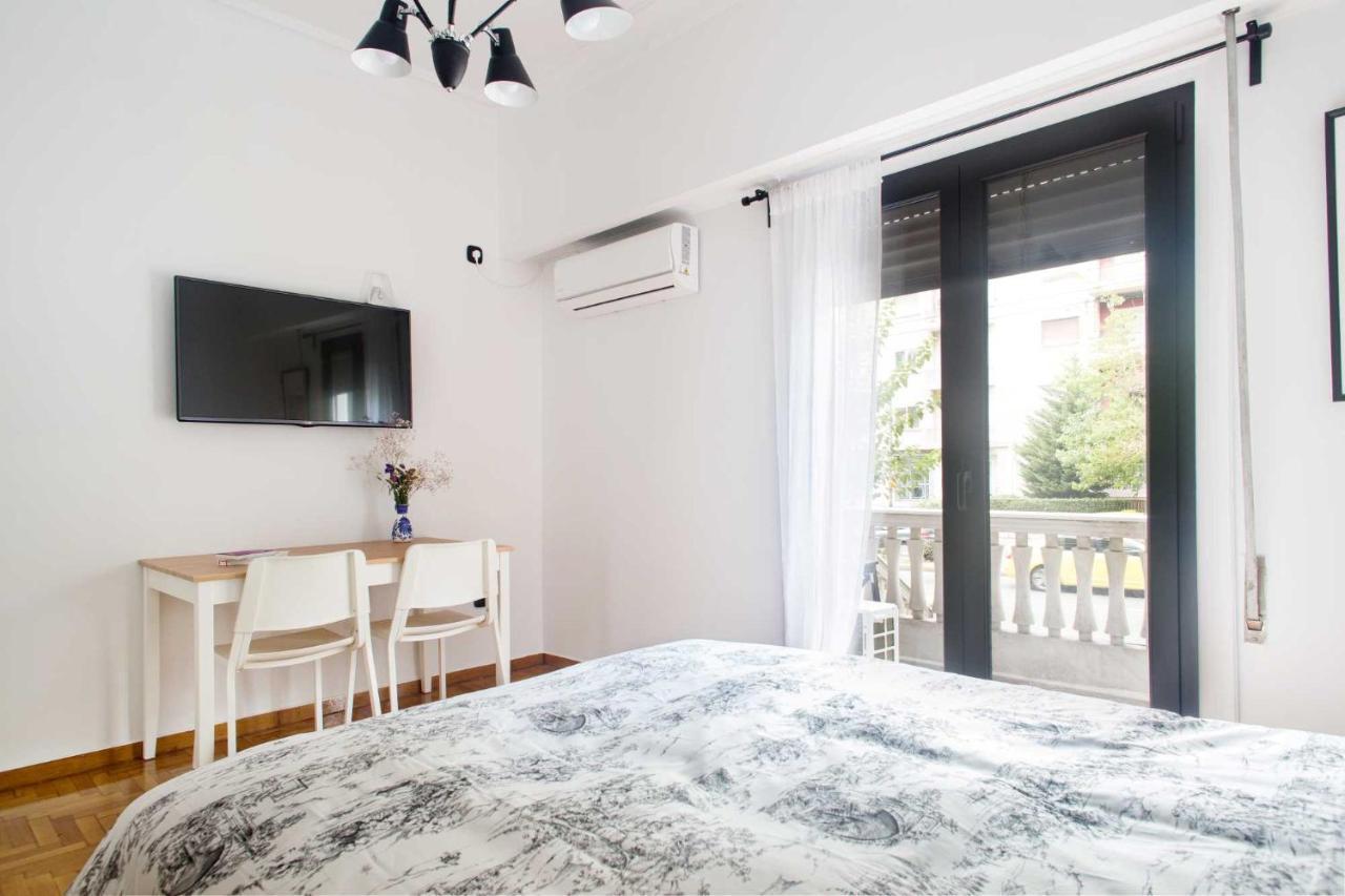 Newly Renovated Studio Downtown Athens! Экстерьер фото