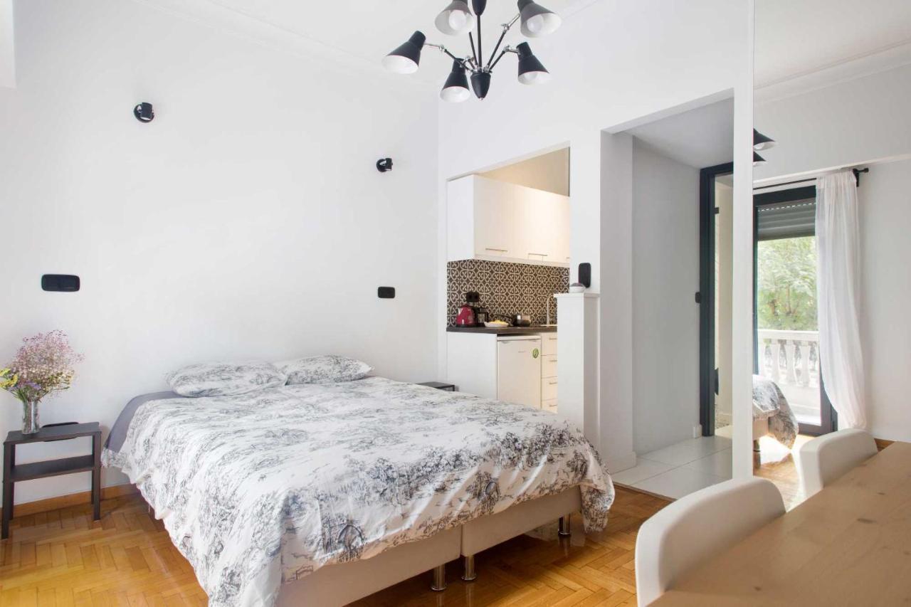 Newly Renovated Studio Downtown Athens! Экстерьер фото